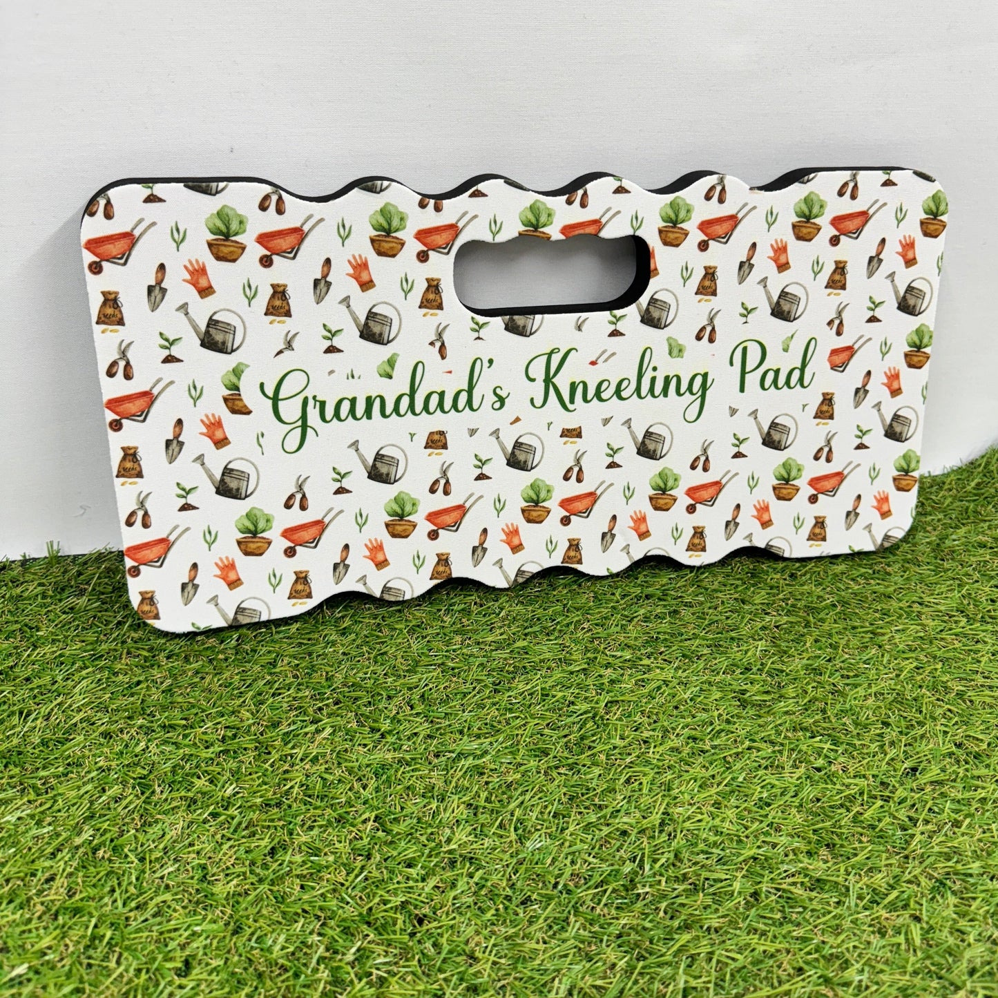 A very handy kneeling pad printed with a gardening tools pattern printed. Shovels, trowels, wheelbarrow, snips, watering can plants and much more fill this pad. This kneeling pad is a wonderful nature filled gift. Personalised with a name
