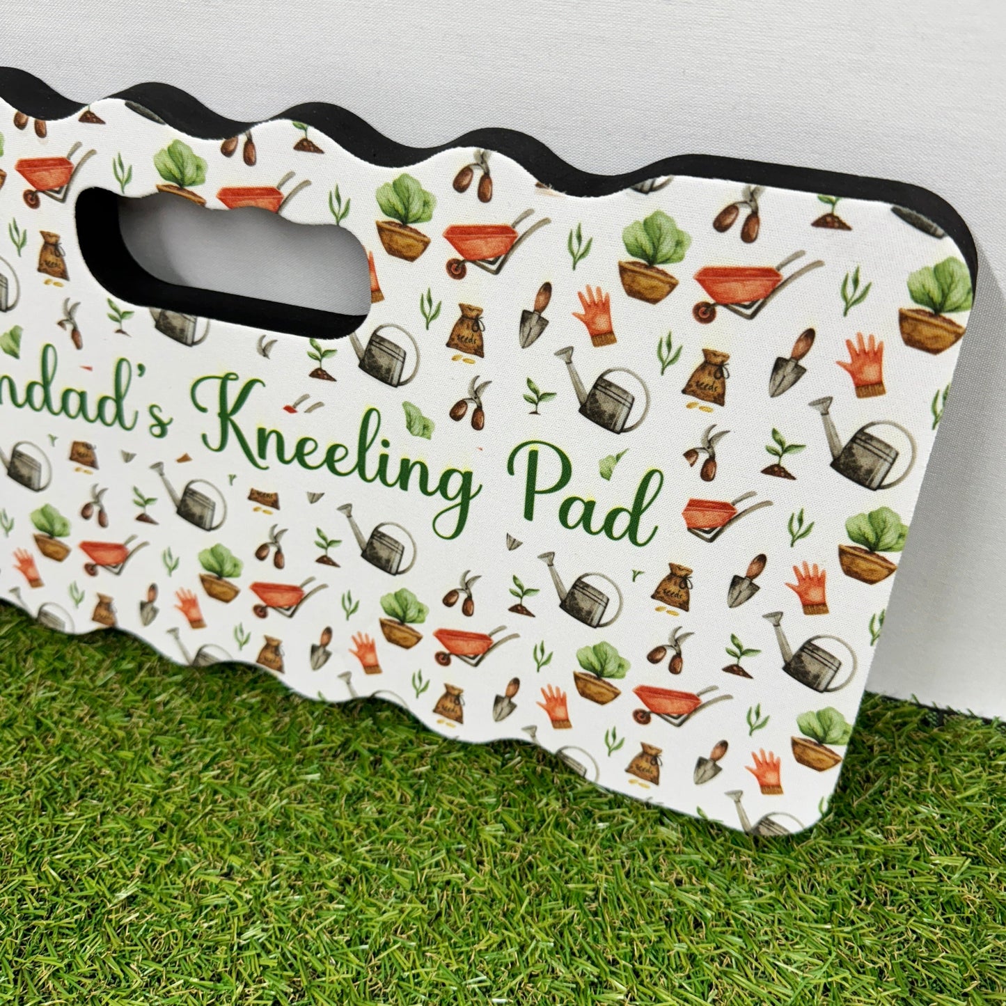 Comfy Foam Kneeling Pad - Personalised Garden Tool Pattern - Gardener's Delight