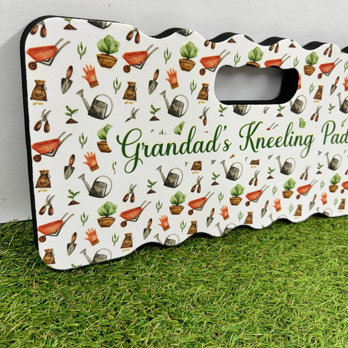 Comfy Foam Kneeling Pad - Personalised Garden Tool Pattern - Gardener's Delight