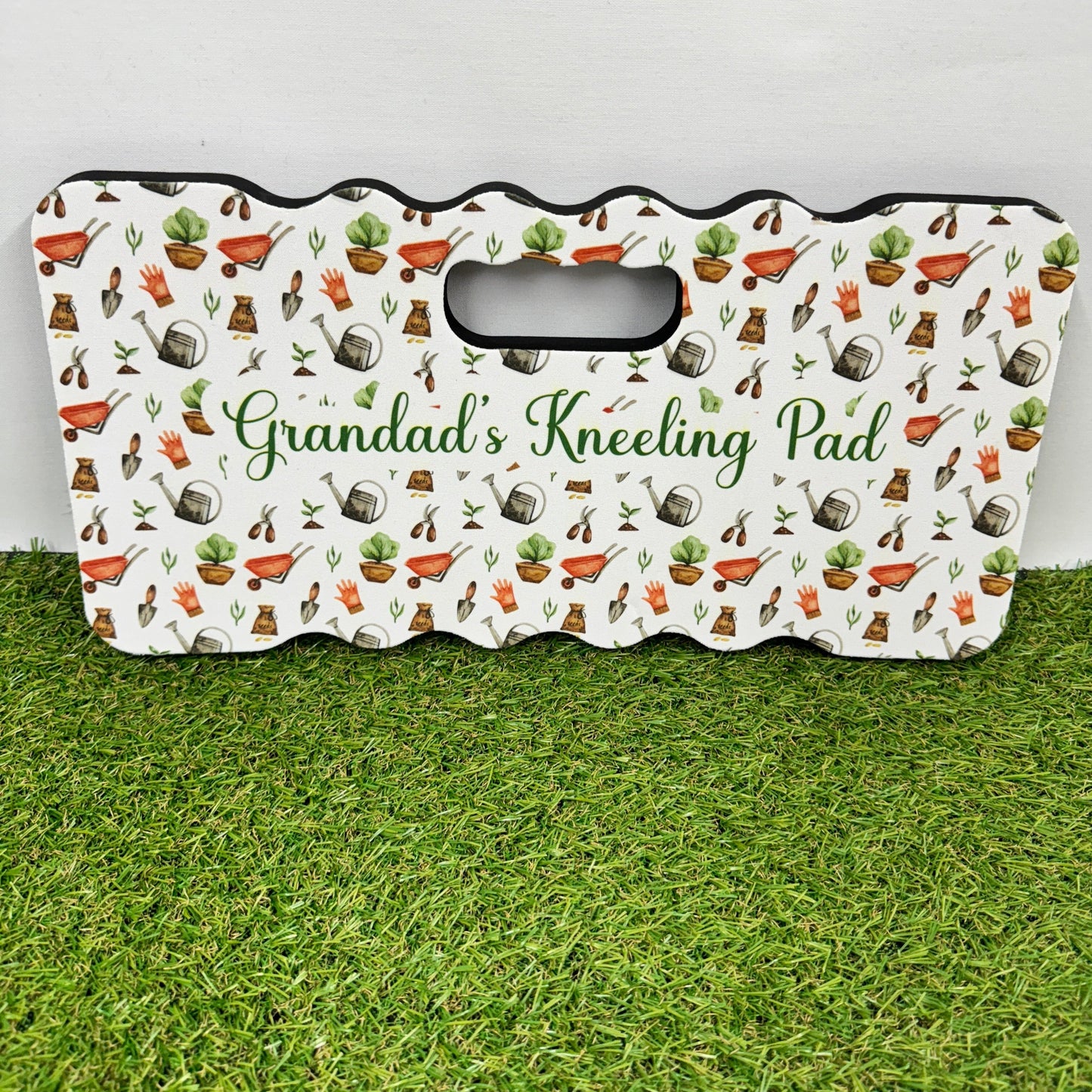 Comfy Foam Kneeling Pad - Personalised Garden Tool Pattern - Gardener's Delight