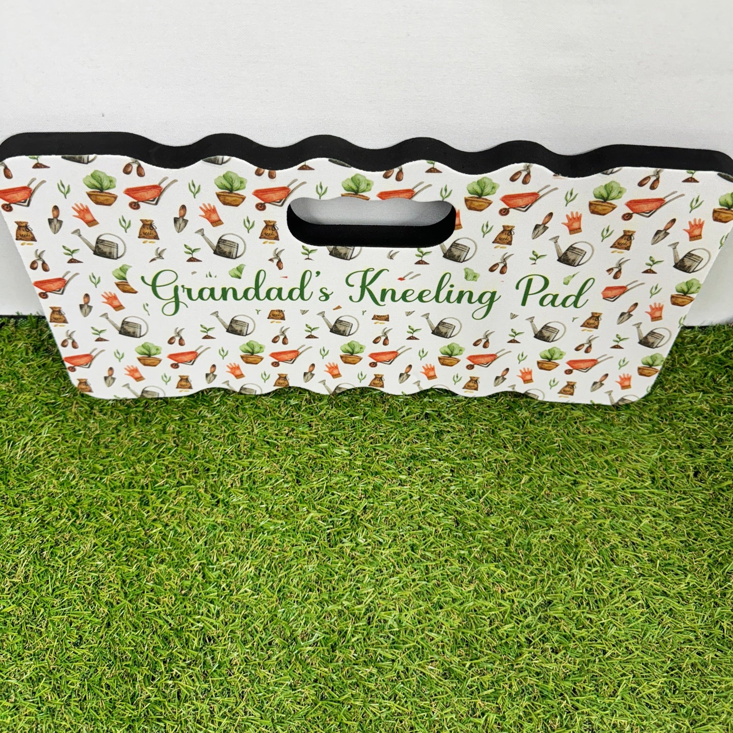 Comfy Foam Kneeling Pad - Personalised Garden Tool Pattern - Gardener's Delight