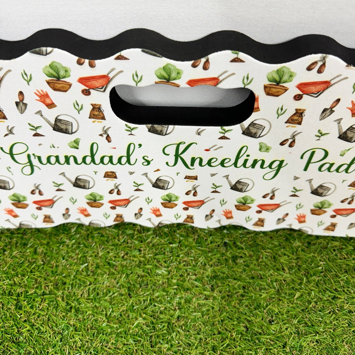 Comfy Foam Kneeling Pad - Personalised Garden Tool Pattern - Gardener's Delight