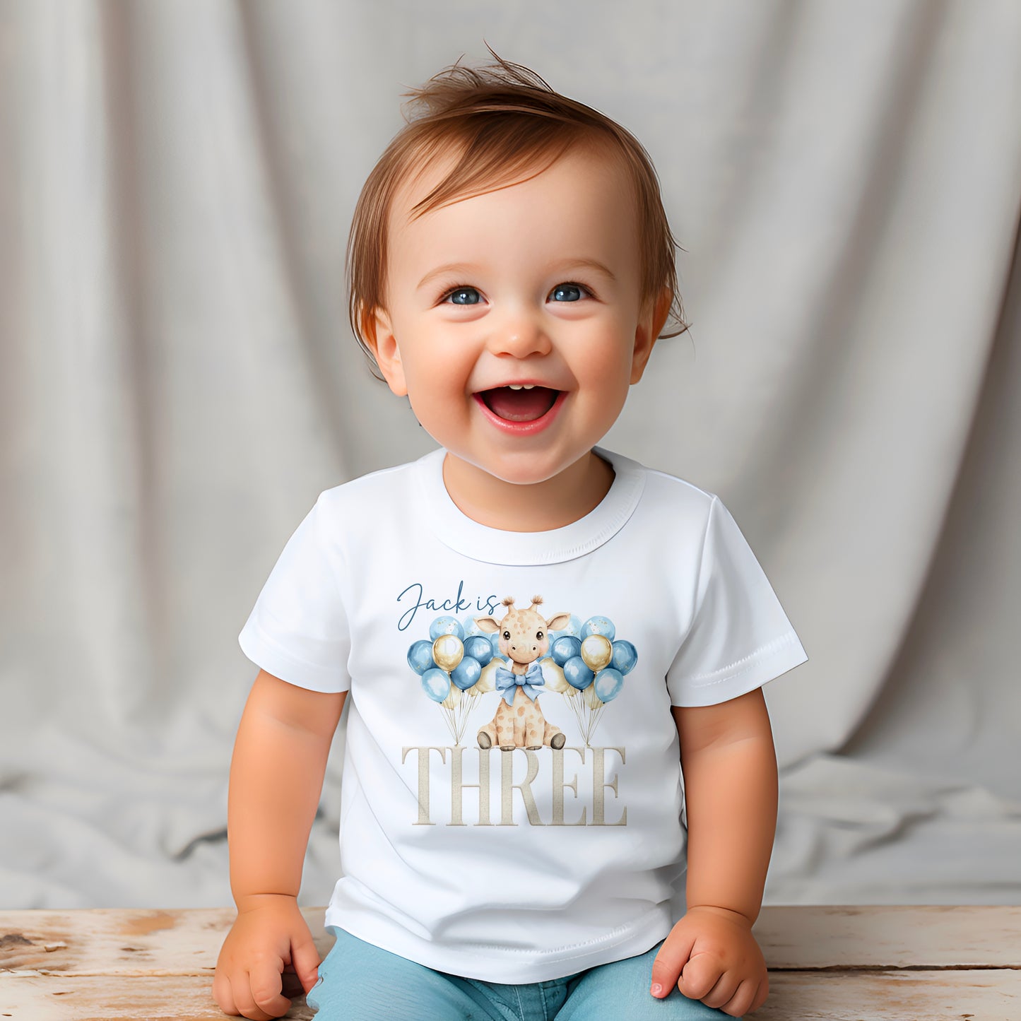 Personalised Giraffe Birthday Shirt for Boys or Girls, 100% Cotton Tee with Name and Age, Party Outfit