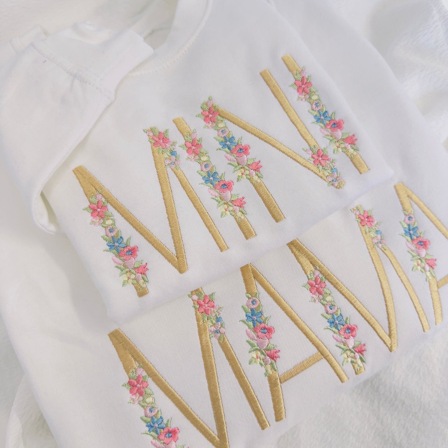Embroidered Floral Mama and Mini Matching Sweatshirts Set. Cute Matching Jumpers